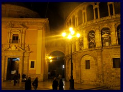 Valencia by night - Plaza del Virgen: the Cathedral and the Royal Basilica